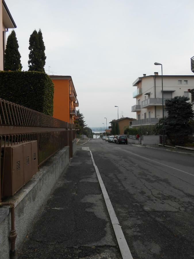 Monolocale A Peschiera Del Garda Vista Lago Экстерьер фото